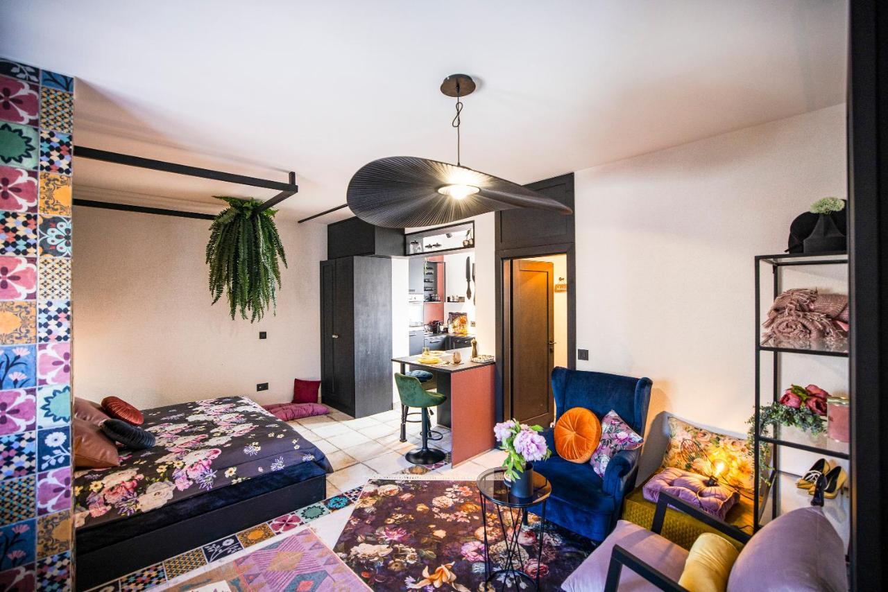 Ika Boutique Luxury Apartments Zara Esterno foto