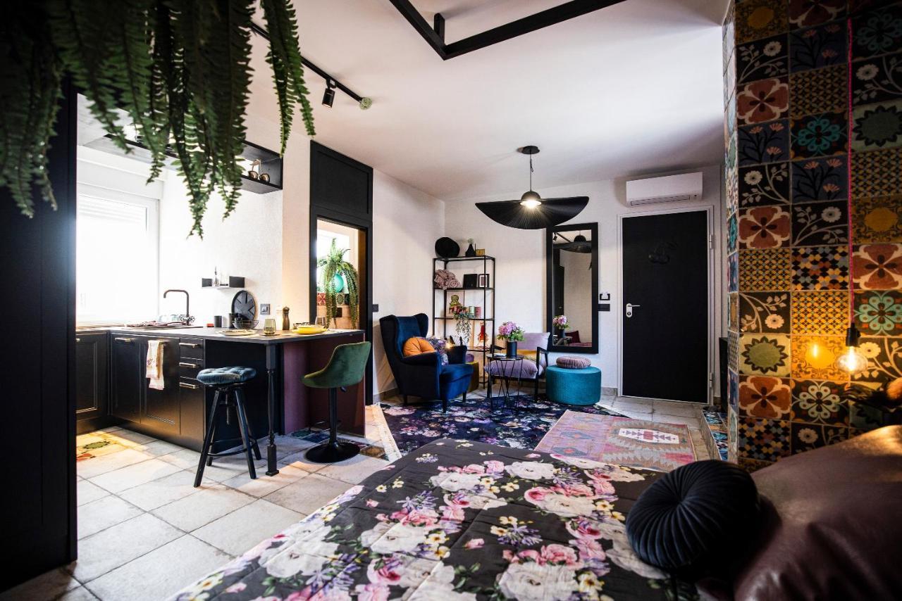Ika Boutique Luxury Apartments Zara Esterno foto